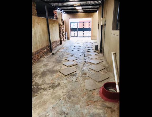 2 BEDROOM PROPERTY TO RENT IN NALEDI